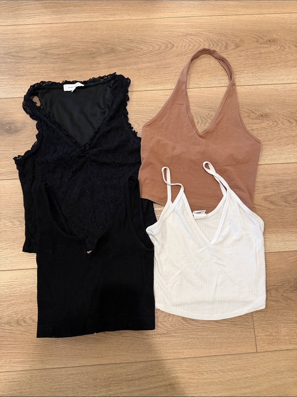 Bundle of Four Women’s Crop Tops Size M